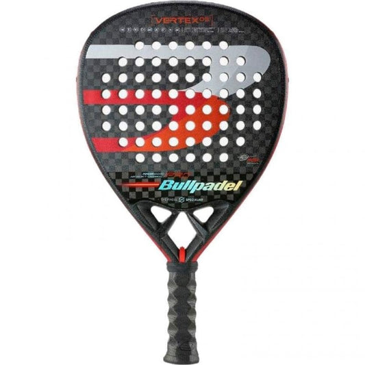 Pá de Padel Bullpadel Vertex 03 Pro 22 (Tello Chingotto)/ Preto e Vermelho